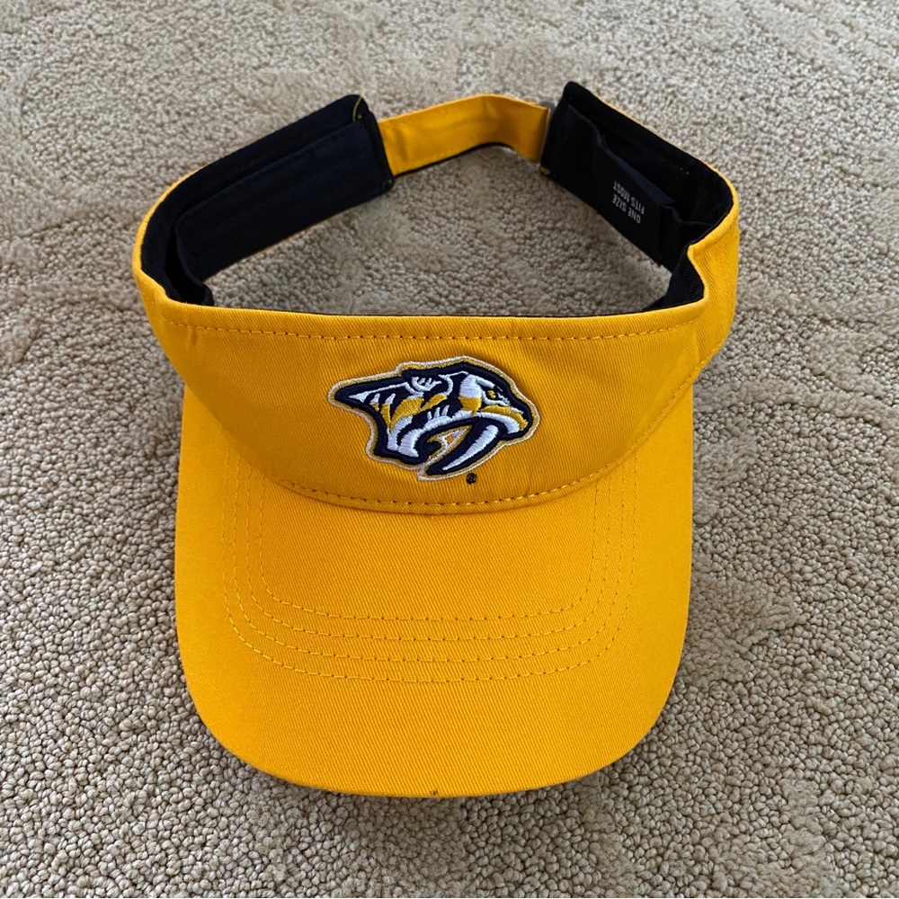 Nashville Predators Bridgestone Yellow Golf Visor Adjustable Hat Cap Men NHL